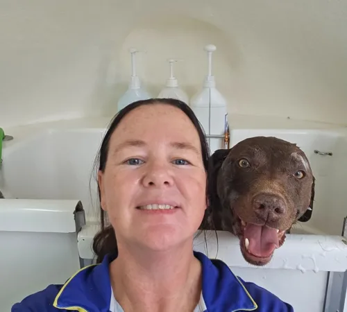 Jo Burgess from Blue Wheelers Baldivis with a dog
